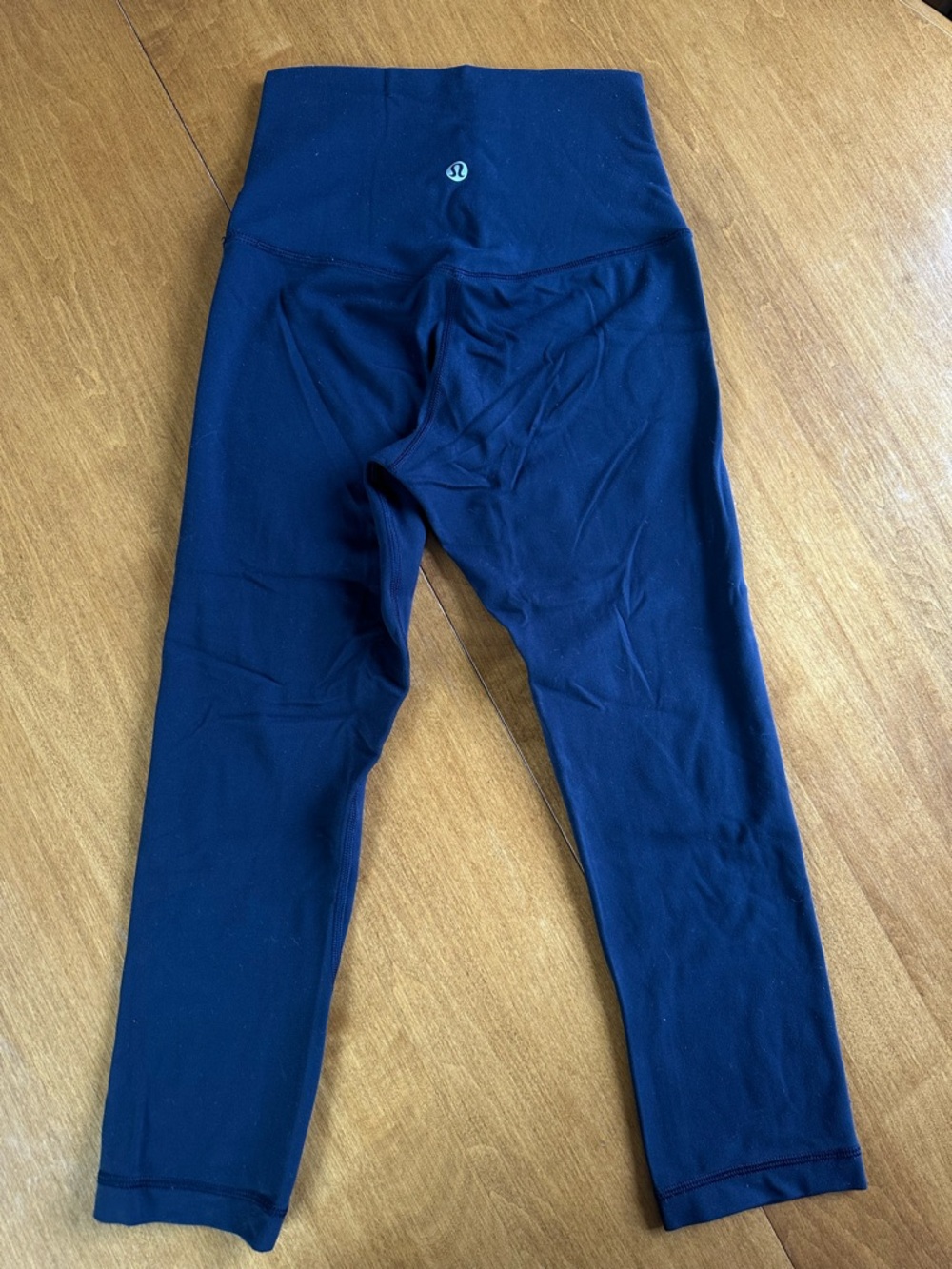 Navy LuluLemon Align High-Rise Crop leggings